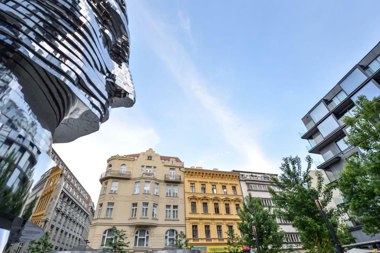 Kafka'S Head Apartment Praag Buitenkant foto